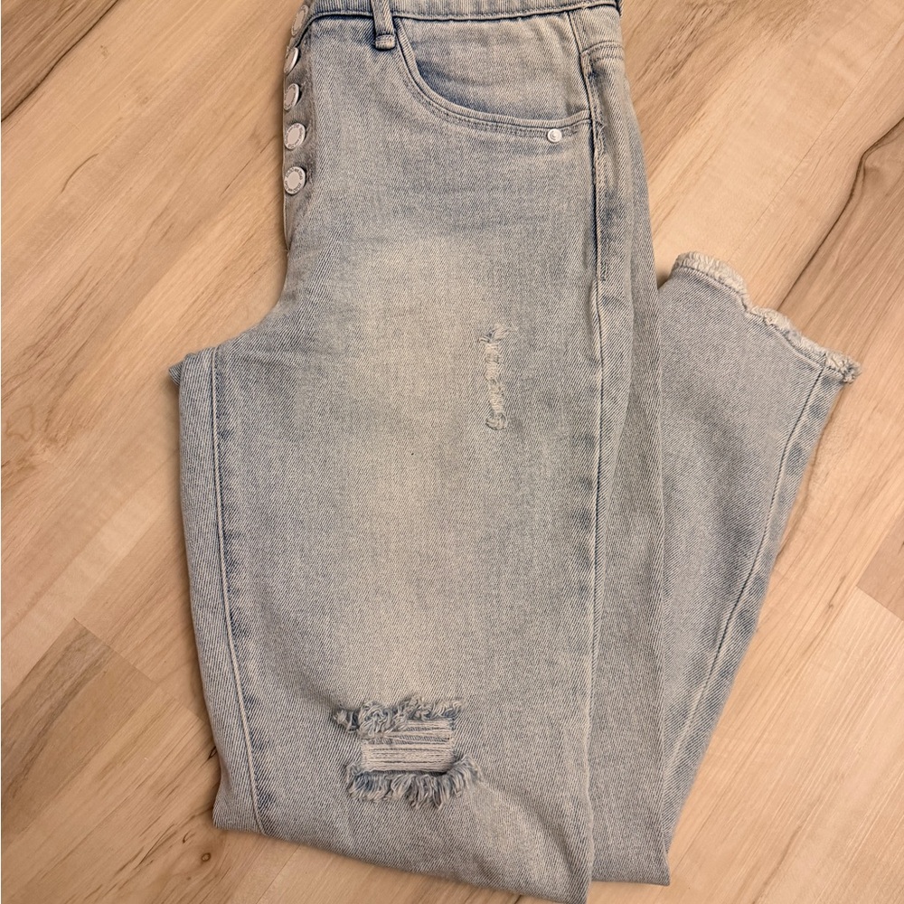 Trendy Light Blue High Rise Jeans - Picture 4 of 4